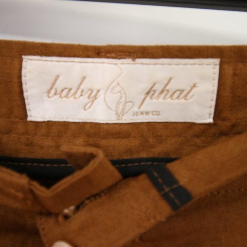 Shorts - Picture 4 of 7